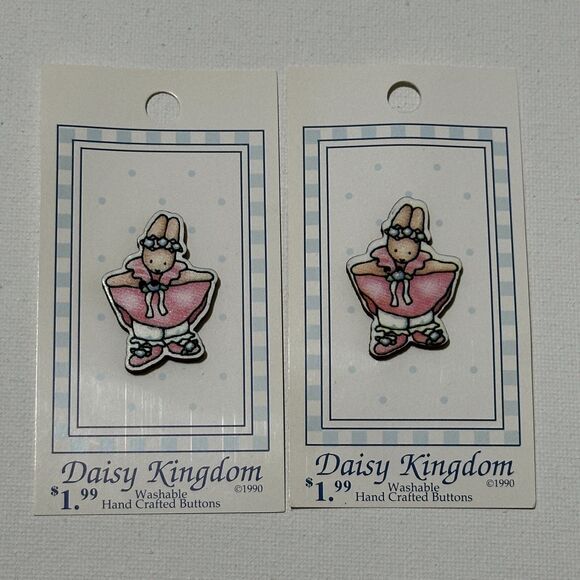 Daisy Kingdom Other - Mary Engelbreit Daisy Kingdom 2-Hole Buttons - 2 Cards Bunny (Single) Vtg